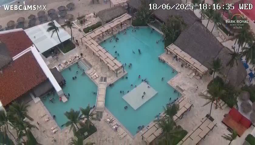 Ixtapa Zihuatanejo, Playa Ixtapa Beach live Cam - Zihuatanejo de Azueta, Guerrero, Mexico