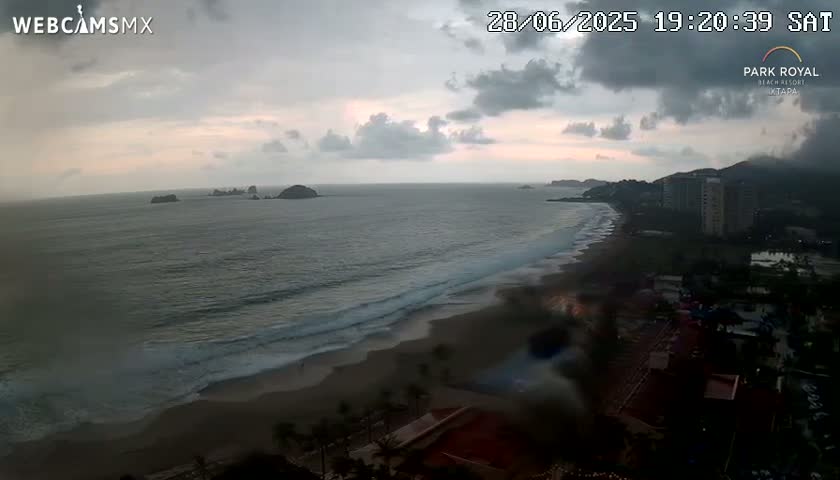 Ixtapa Zihuatanejo, Playa Ixtapa Beach live Cam - Zihuatanejo de Azueta, Guerrero, Mexico