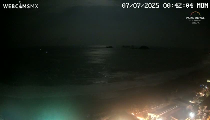 Ixtapa Zihuatanejo, Playa Ixtapa Beach live Cam - Zihuatanejo de Azueta, Guerrero, Mexico