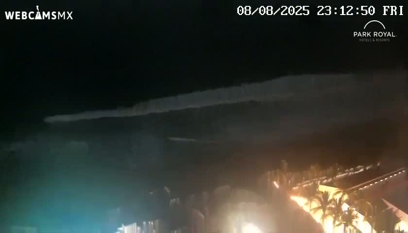 Ixtapa Zihuatanejo, Playa Ixtapa Beach live Cam - Zihuatanejo de Azueta, Guerrero, Mexico