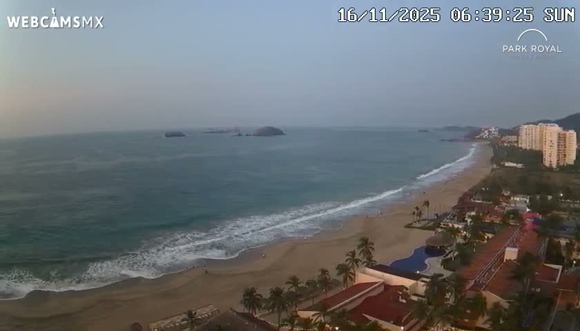 Ixtapa Zihuatanejo, Playa Ixtapa Beach live Cam - Zihuatanejo de Azueta, Guerrero, Mexico