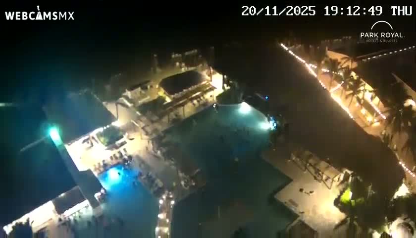 Ixtapa Zihuatanejo, Playa Ixtapa Beach live Cam - Zihuatanejo de Azueta, Guerrero, Mexico