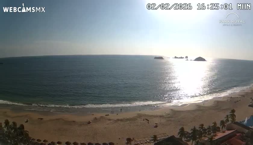 Ixtapa Zihuatanejo, Playa Ixtapa Beach live Cam - Zihuatanejo de Azueta, Guerrero, Mexico