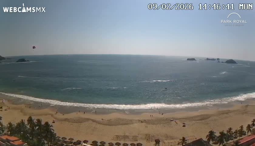 Ixtapa Zihuatanejo, Playa Ixtapa Beach live Cam - Zihuatanejo de Azueta, Guerrero, Mexico
