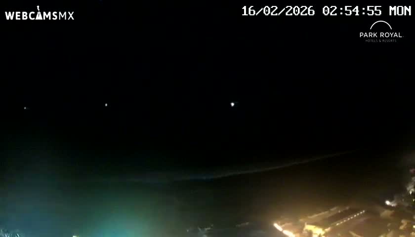 Ixtapa Zihuatanejo, Playa Ixtapa Beach live Cam - Zihuatanejo de Azueta, Guerrero, Mexico