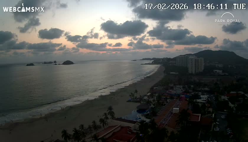 Ixtapa Zihuatanejo, Playa Ixtapa Beach live Cam - Zihuatanejo de Azueta, Guerrero, Mexico