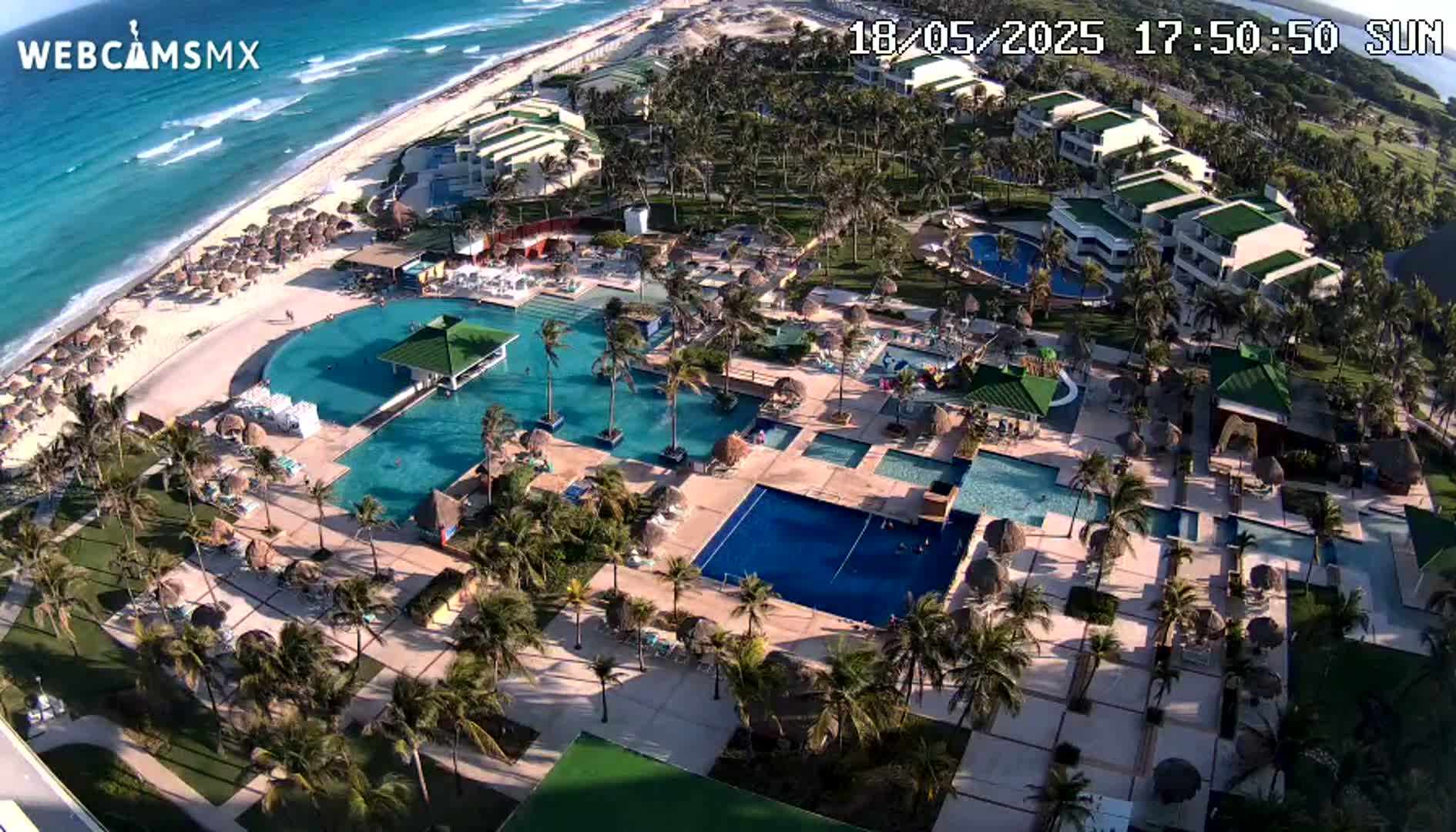Cancún (Cancun) Playa Delfines Beach Live Cam - Benito Juarez, Quintana Roo, Mexico