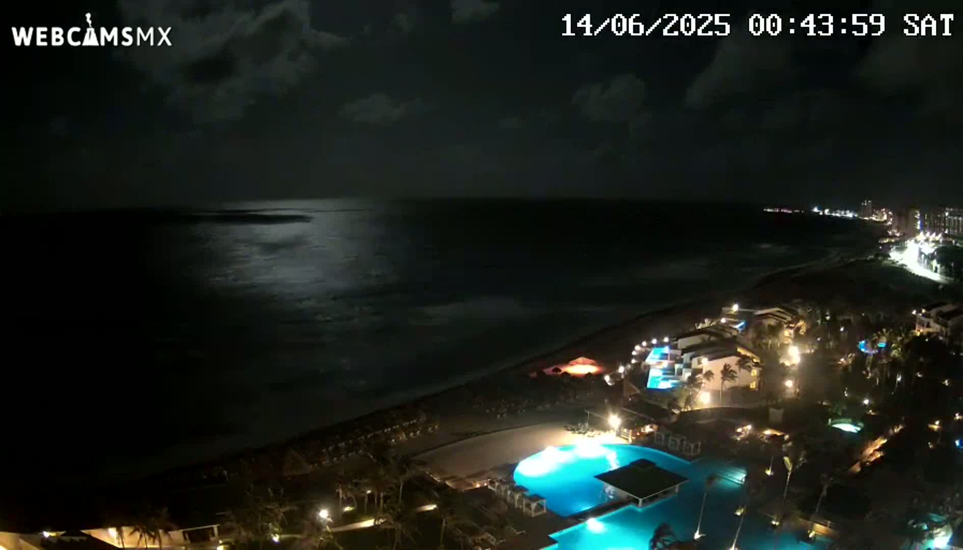 Cancún (Cancun) Playa Delfines Beach Live Cam - Benito Juarez, Quintana Roo, Mexico