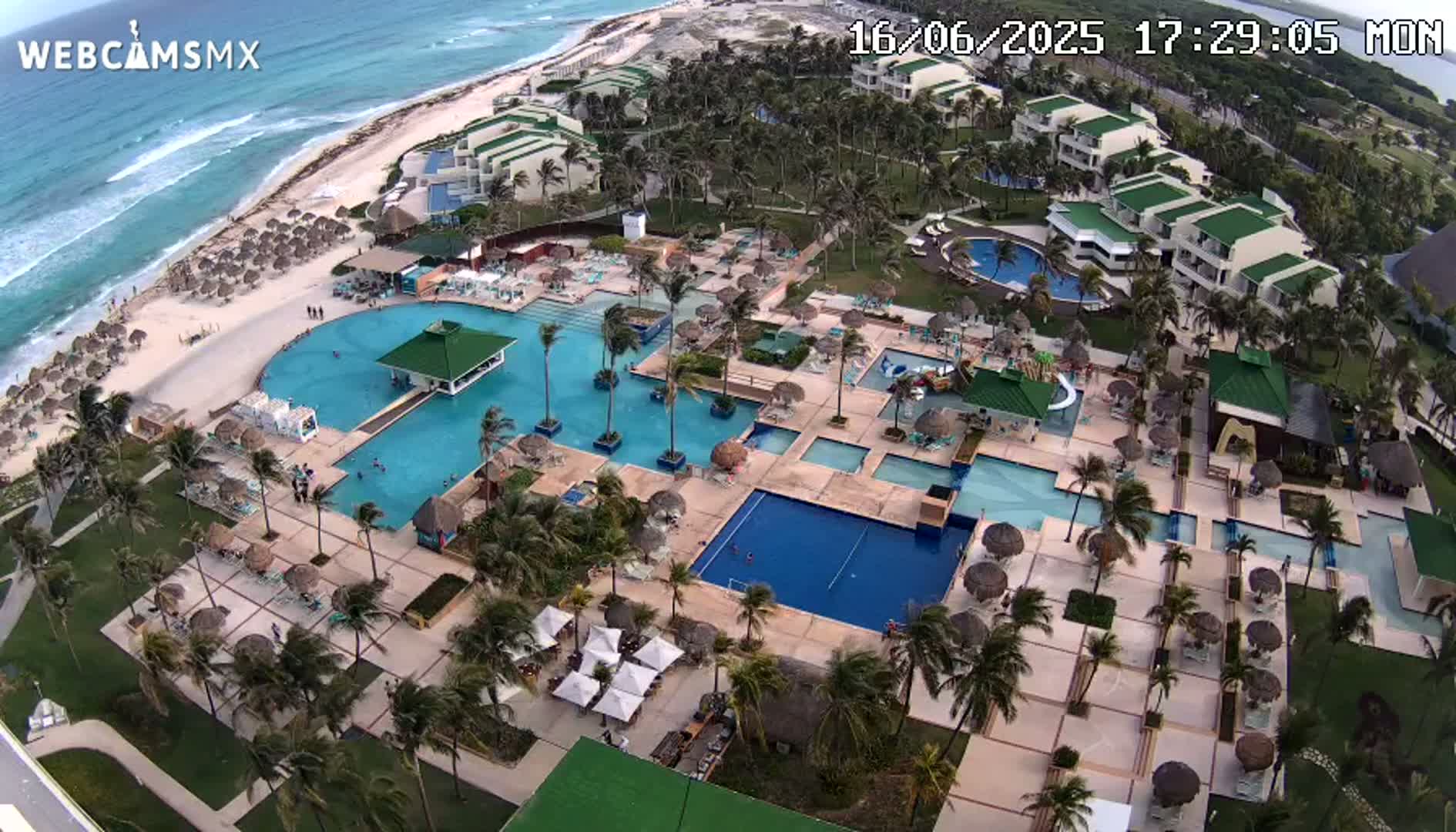 Cancún (Cancun) Playa Delfines Beach Live Cam - Benito Juarez, Quintana Roo, Mexico