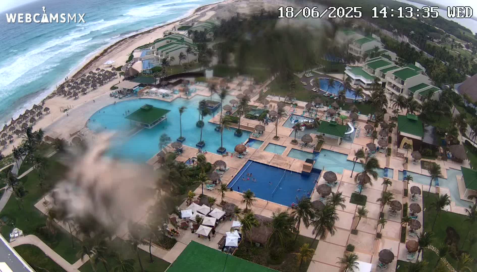 Cancún (Cancun) Playa Delfines Beach Live Cam - Benito Juarez, Quintana Roo, Mexico