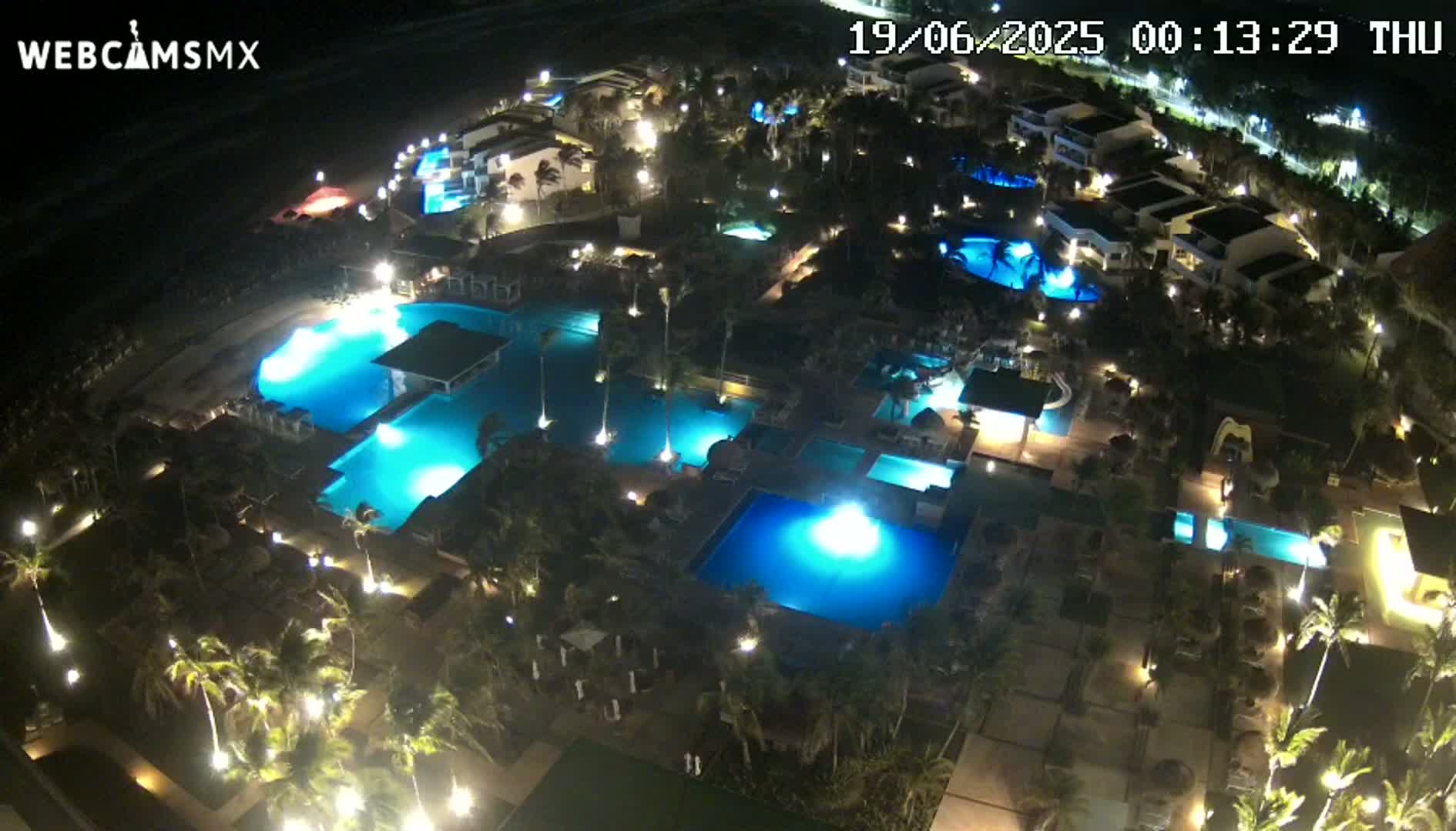 Cancún (Cancun) Playa Delfines Beach Live Cam - Benito Juarez, Quintana Roo, Mexico