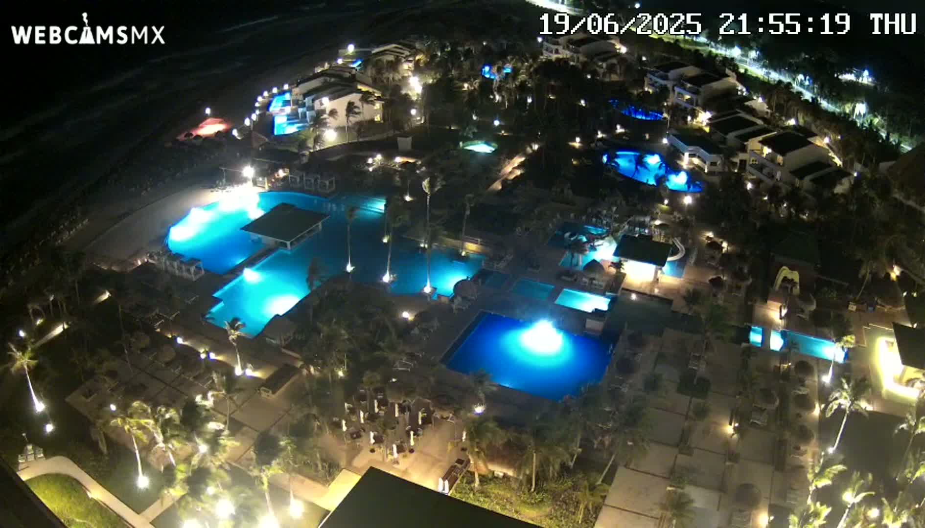 Cancún (Cancun) Playa Delfines Beach Live Cam - Benito Juarez, Quintana Roo, Mexico