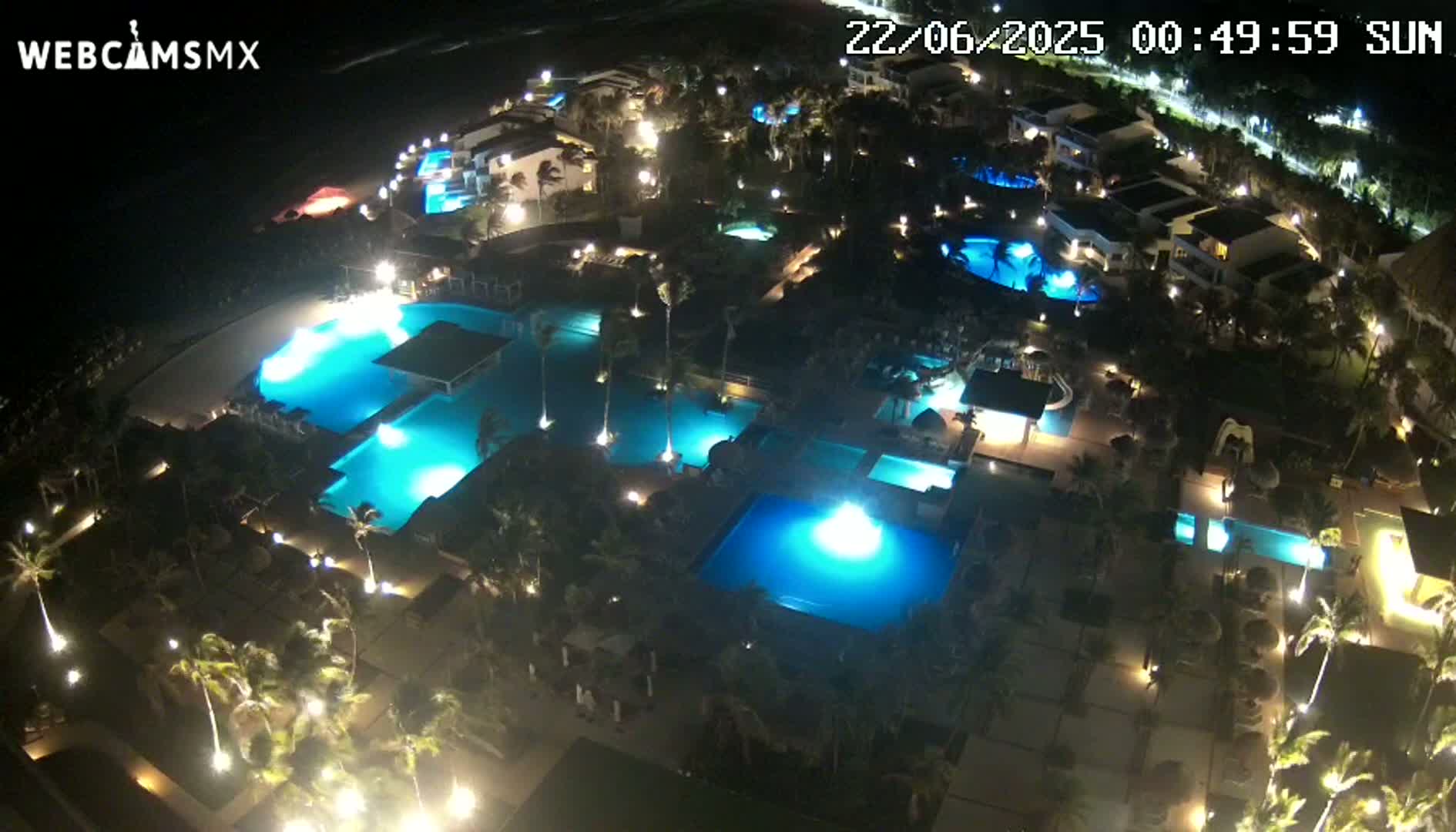Cancún (Cancun) Playa Delfines Beach Live Cam - Benito Juarez, Quintana Roo, Mexico