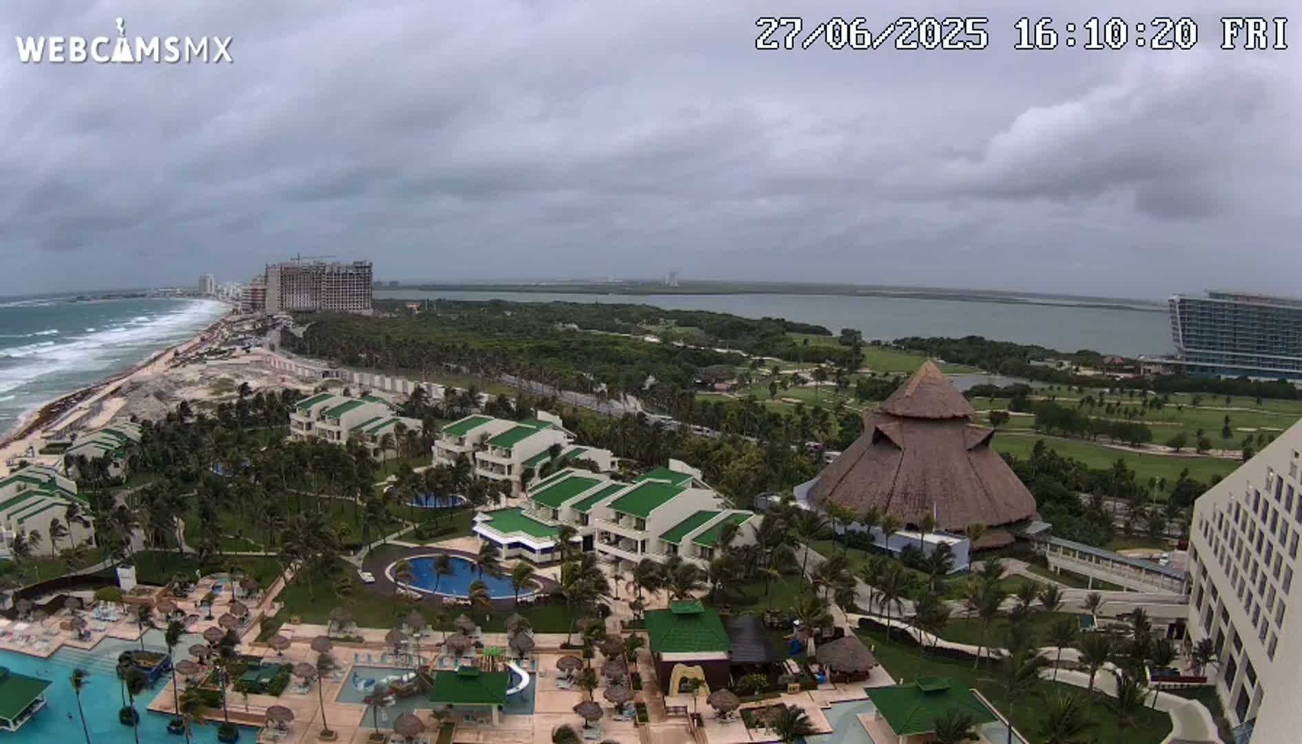 Cancún (Cancun) Playa Delfines Beach Live Cam - Benito Juarez, Quintana Roo, Mexico