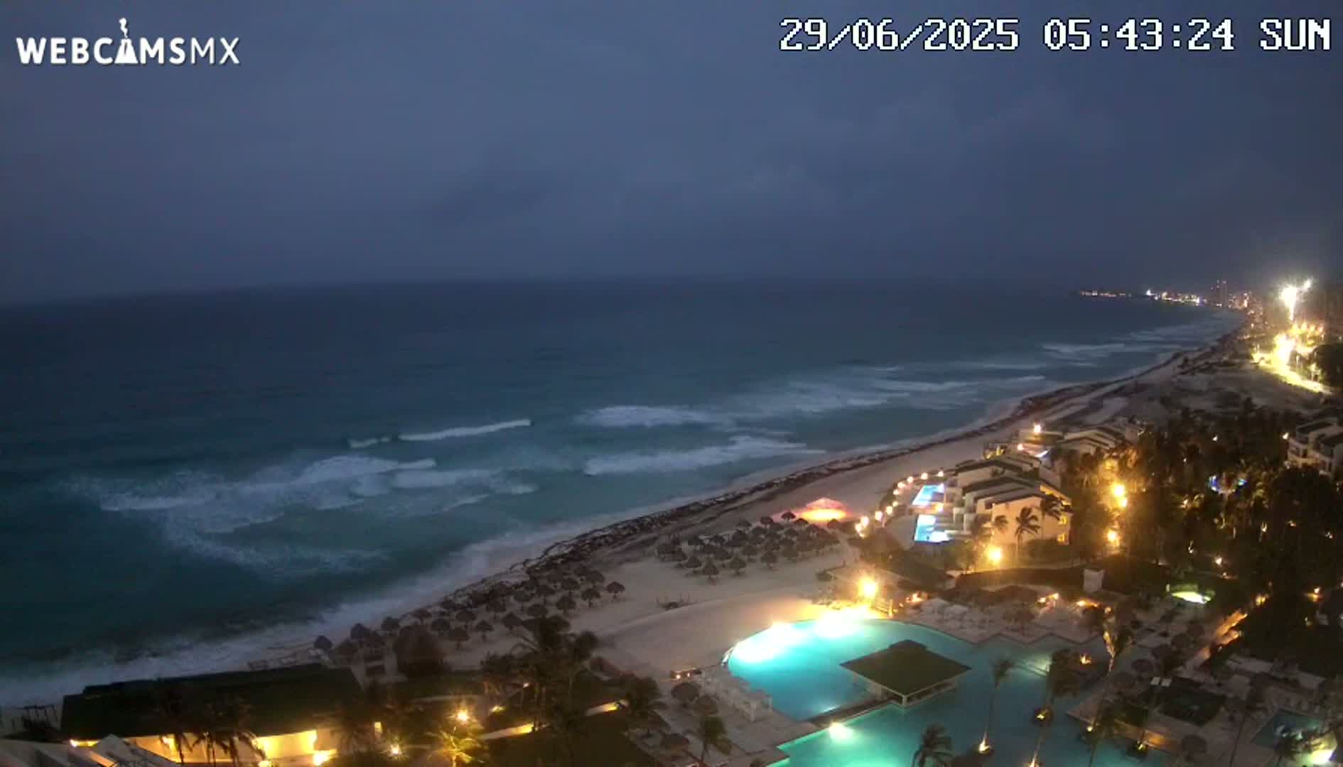 Cancún (Cancun) Playa Delfines Beach Live Cam - Benito Juarez, Quintana Roo, Mexico
