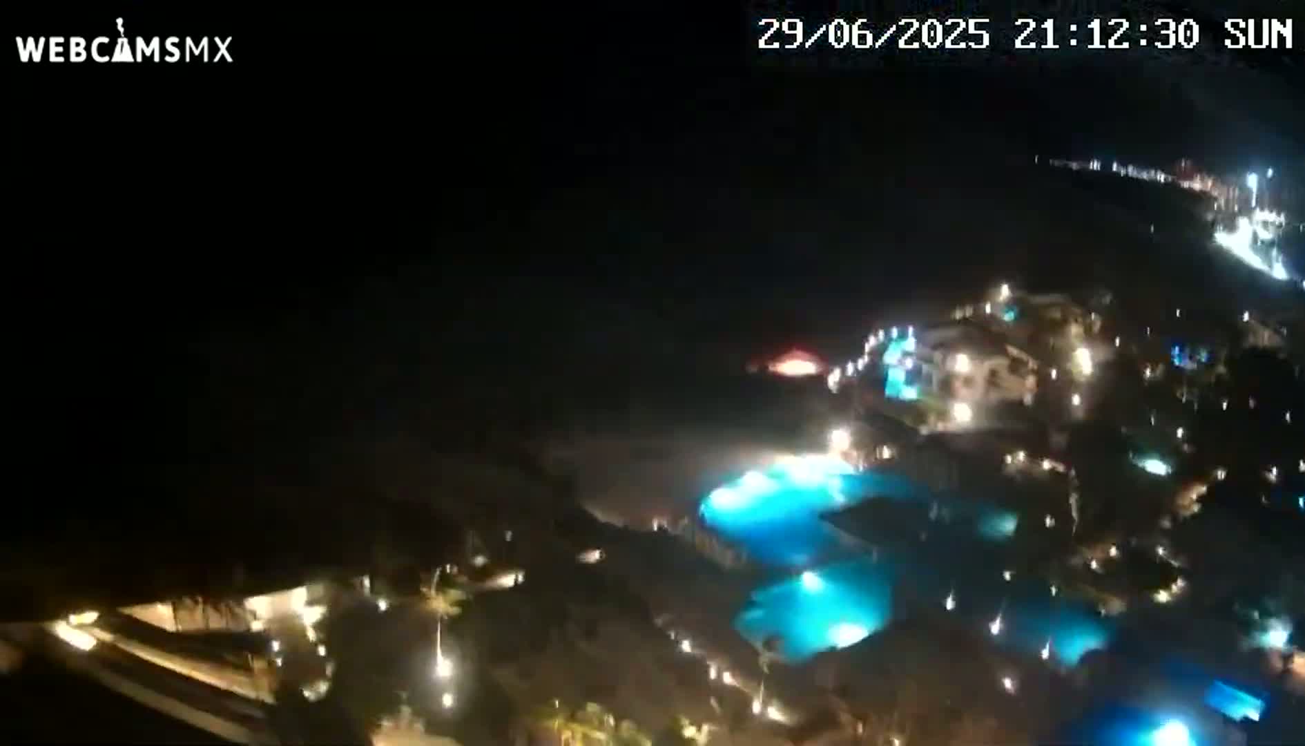 Cancún (Cancun) Playa Delfines Beach Live Cam - Benito Juarez, Quintana Roo, Mexico