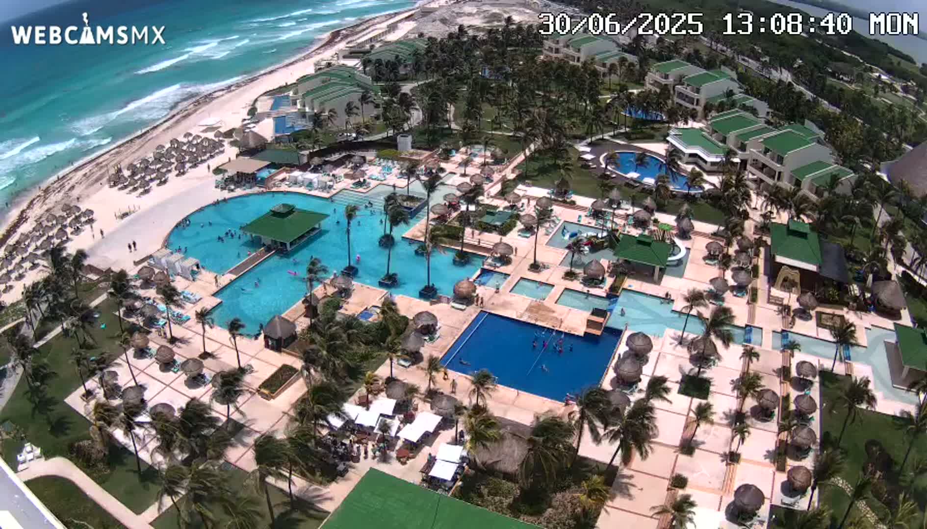 Cancún (Cancun) Playa Delfines Beach Live Cam - Benito Juarez, Quintana Roo, Mexico