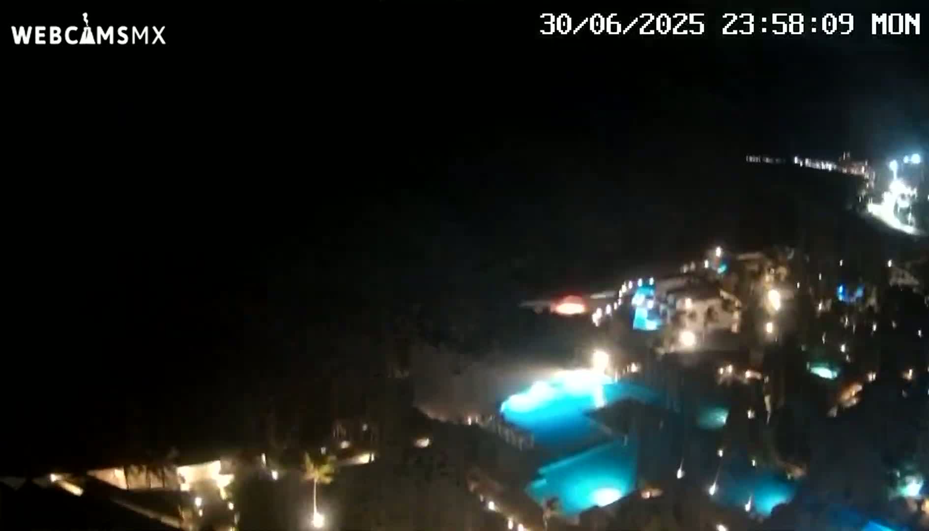 Cancún (Cancun) Playa Delfines Beach Live Cam - Benito Juarez, Quintana Roo, Mexico