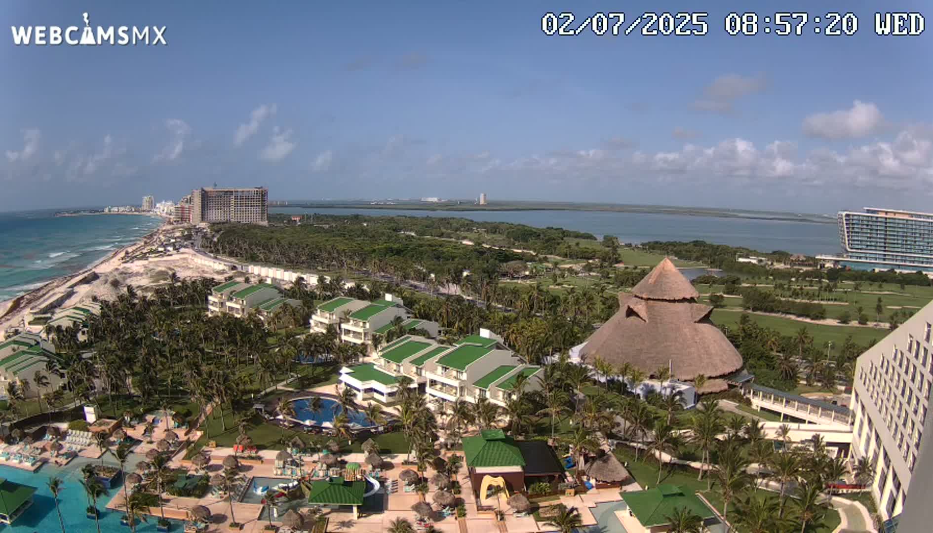 Cancún (Cancun) Playa Delfines Beach Live Cam - Benito Juarez, Quintana Roo, Mexico