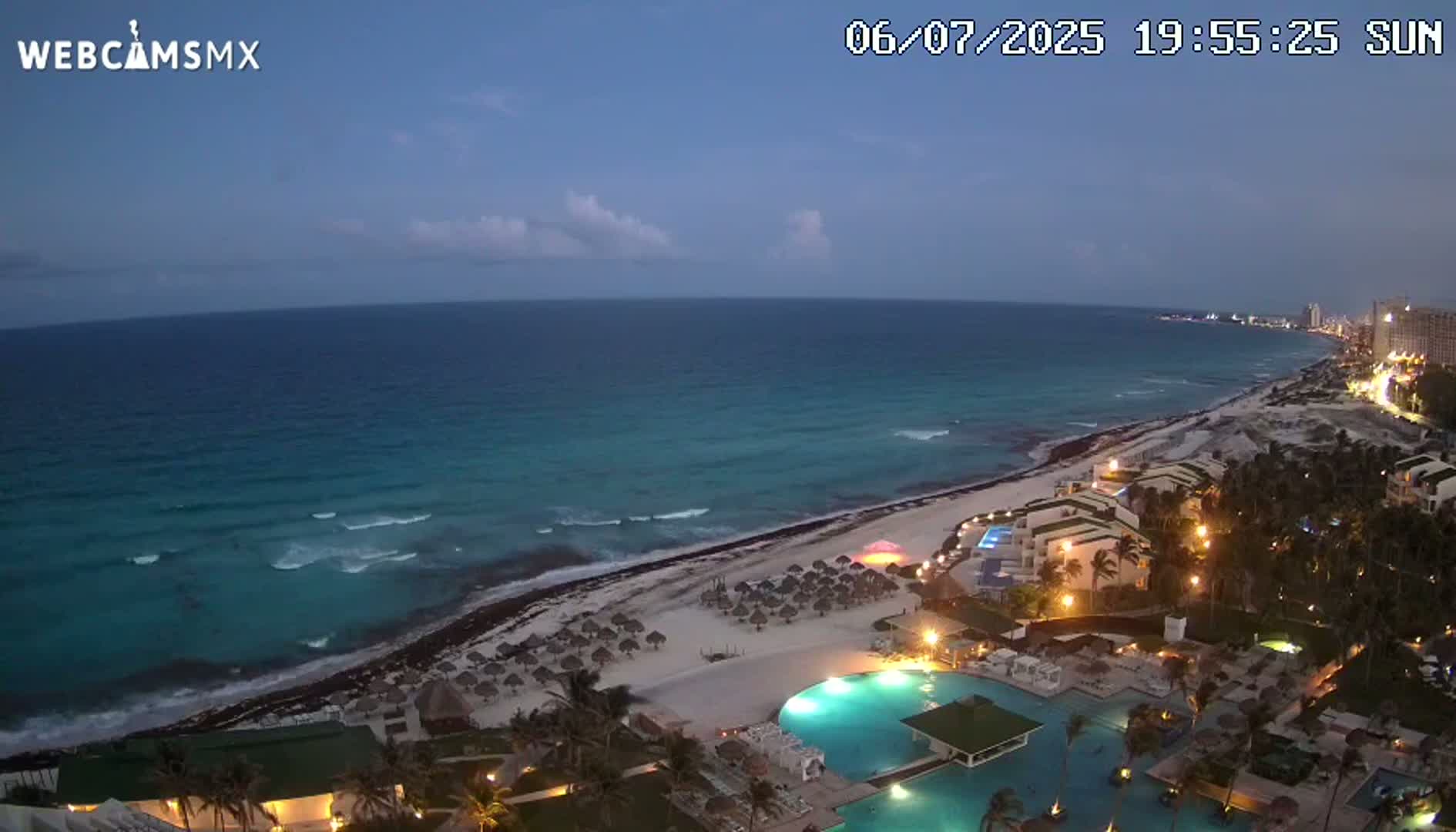 Cancún (Cancun) Playa Delfines Beach Live Cam - Benito Juarez, Quintana Roo, Mexico