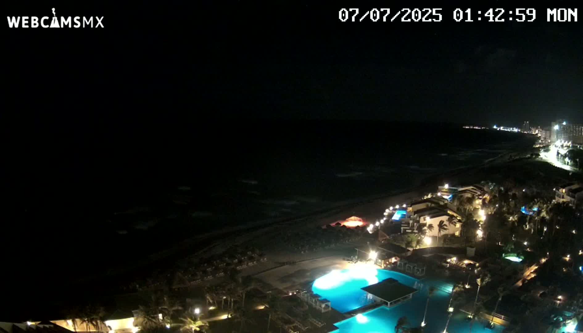 Cancún (Cancun) Playa Delfines Beach Live Cam - Benito Juarez, Quintana Roo, Mexico