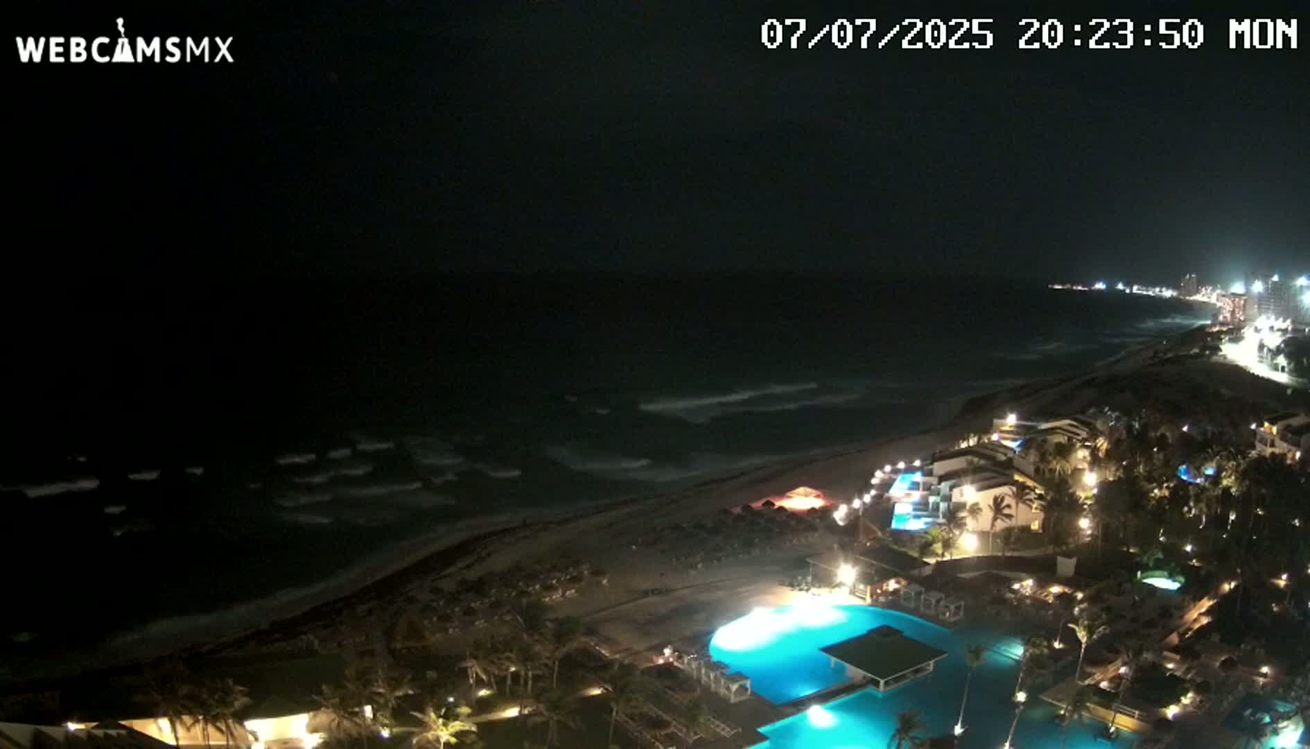 Cancún (Cancun) Playa Delfines Beach Live Cam - Benito Juarez, Quintana Roo, Mexico