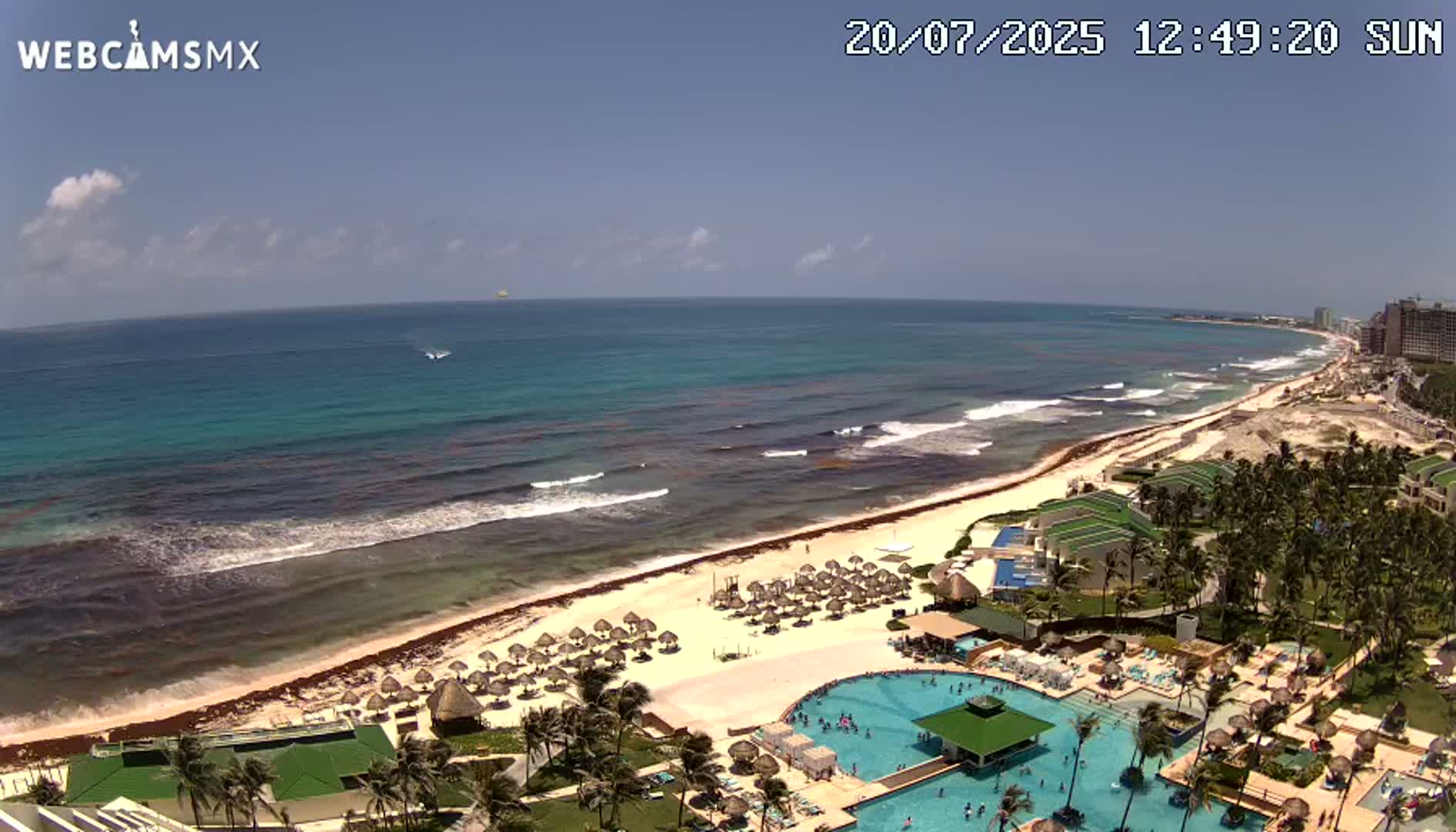 Cancún (Cancun) Playa Delfines Beach Live Cam - Benito Juarez, Quintana Roo, Mexico