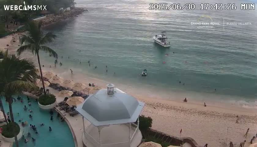 Playa La Garza Blanca Beach Live Cam - Puerto Vallarta, Jalisco, Mexico