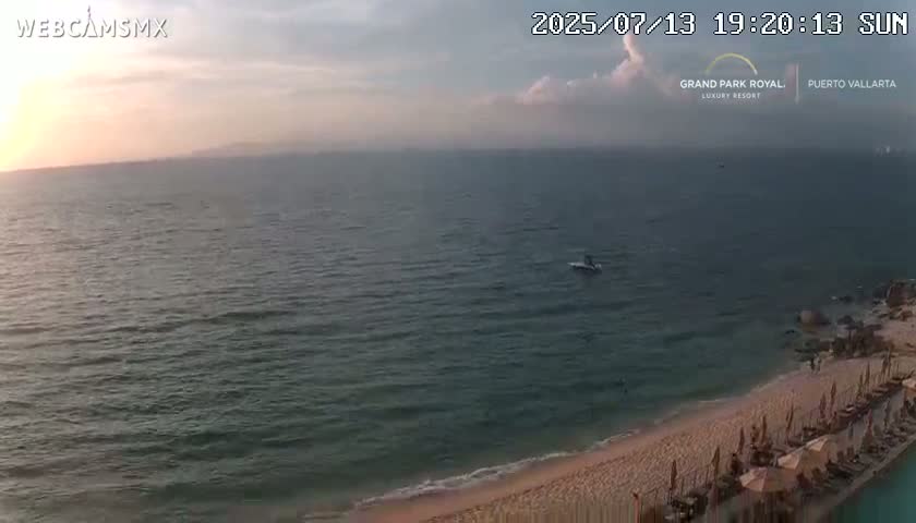 Playa La Garza Blanca Beach Live Cam - Puerto Vallarta, Jalisco, Mexico