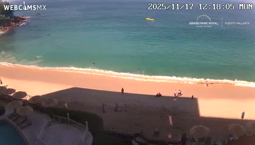Playa La Garza Blanca Beach Live Cam - Puerto Vallarta, Jalisco, Mexico