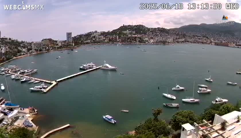 Acapulco City & Bahia de Acapulco Bay Live Cam - Acapulco de Juarez, Guerrero, Mexico