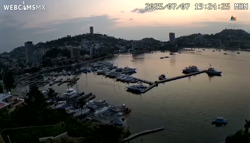 Acapulco City & Bahia de Acapulco Bay Live Cam - Acapulco de Juarez, Guerrero, Mexico
