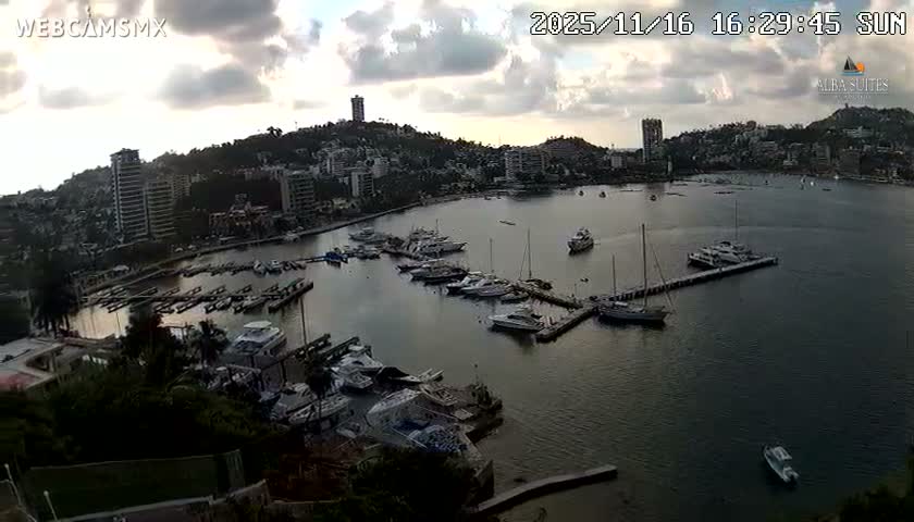 Acapulco City & Bahia de Acapulco Bay Live Cam - Acapulco de Juarez, Guerrero, Mexico