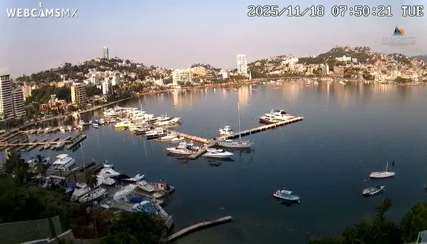 Acapulco City & Bahia de Acapulco Bay Live Cam - Acapulco de Juarez, Guerrero, Mexico
