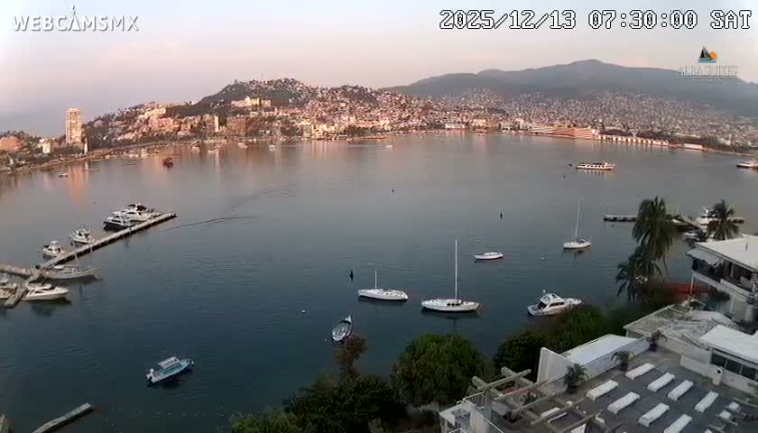 Acapulco City & Bahia de Acapulco Bay Live Cam - Acapulco de Juarez, Guerrero, Mexico