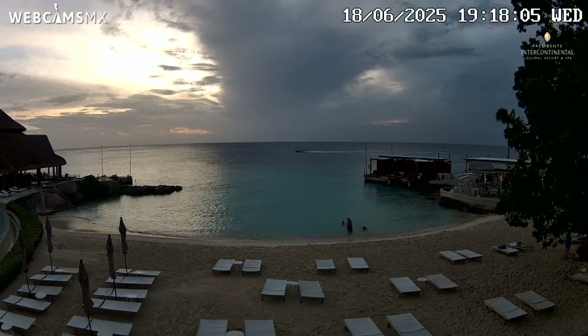 Cozumel,Presidente Intercontinental's Beach Live Cam - Municipio de Cozumel, Quintana Roo, Mexico