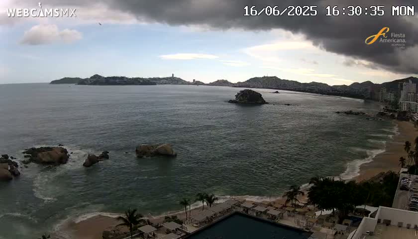Acapulco,  Playa Condesa Beach Live Cam - Acapulco de Juarez, Guerrero, Mexico