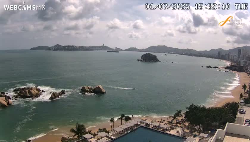 Acapulco,  Playa Condesa Beach Live Cam - Acapulco de Juarez, Guerrero, Mexico