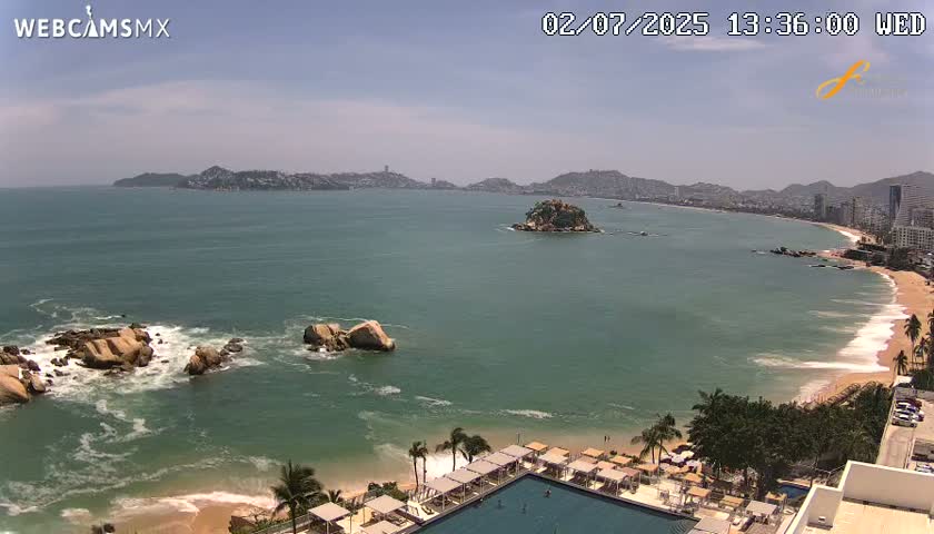 Acapulco,  Playa Condesa Beach Live Cam - Acapulco de Juarez, Guerrero, Mexico