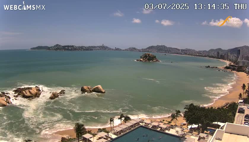 Acapulco,  Playa Condesa Beach Live Cam - Acapulco de Juarez, Guerrero, Mexico