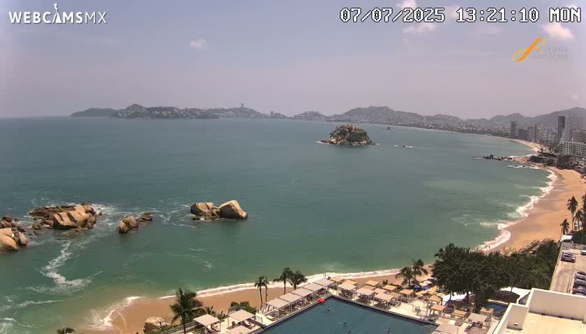 Acapulco,  Playa Condesa Beach Live Cam - Acapulco de Juarez, Guerrero, Mexico
