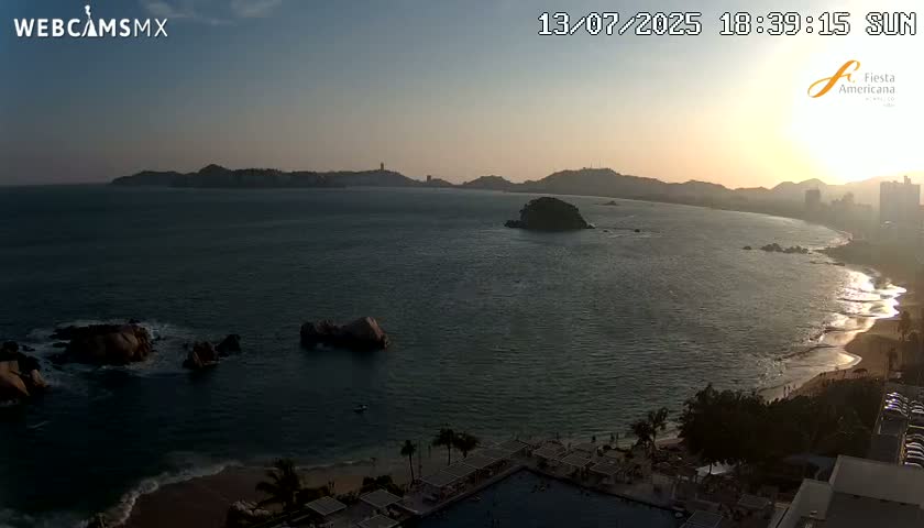 Acapulco,  Playa Condesa Beach Live Cam - Acapulco de Juarez, Guerrero, Mexico