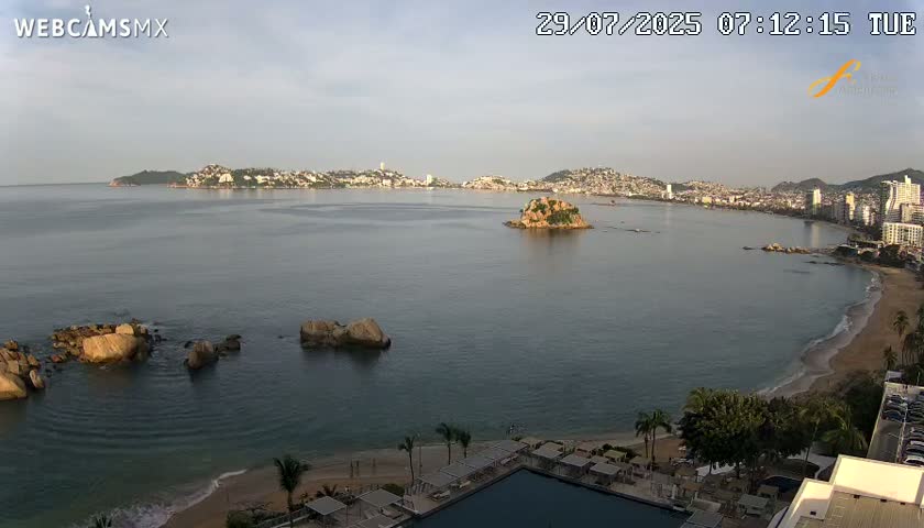 Acapulco,  Playa Condesa Beach Live Cam - Acapulco de Juarez, Guerrero, Mexico
