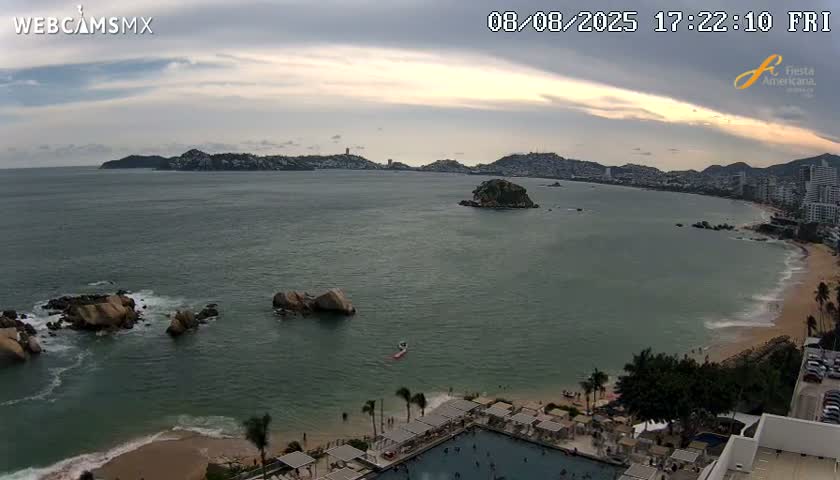 Acapulco,  Playa Condesa Beach Live Cam - Acapulco de Juarez, Guerrero, Mexico