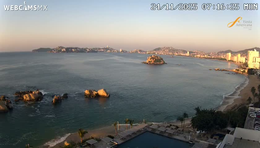 Acapulco,  Playa Condesa Beach Live Cam - Acapulco de Juarez, Guerrero, Mexico