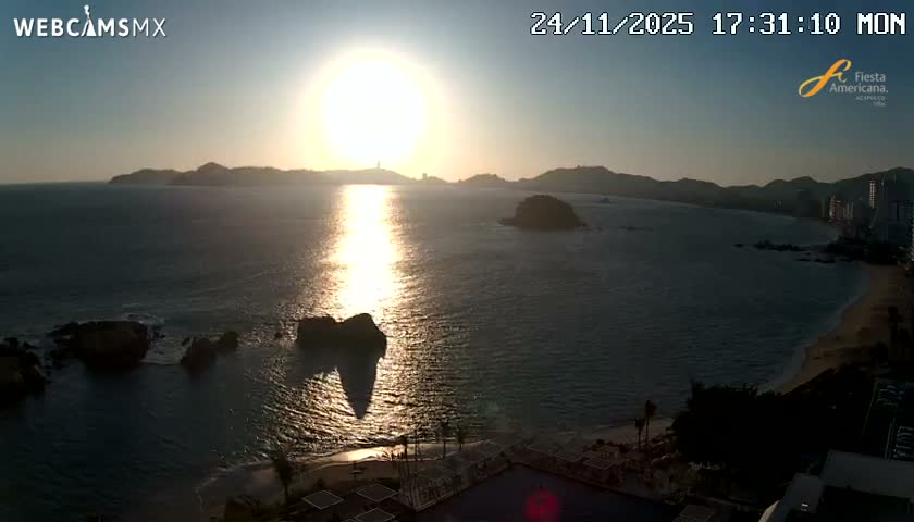 Acapulco,  Playa Condesa Beach Live Cam - Acapulco de Juarez, Guerrero, Mexico