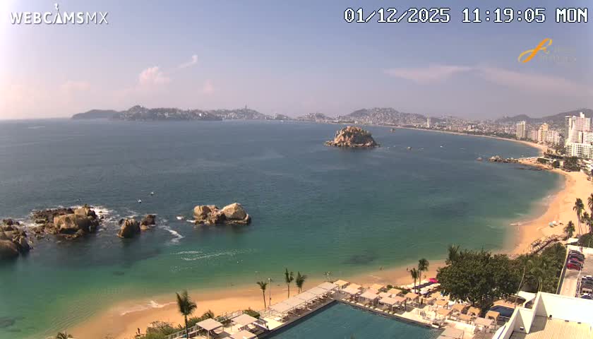 Acapulco,  Playa Condesa Beach Live Cam - Acapulco de Juarez, Guerrero, Mexico