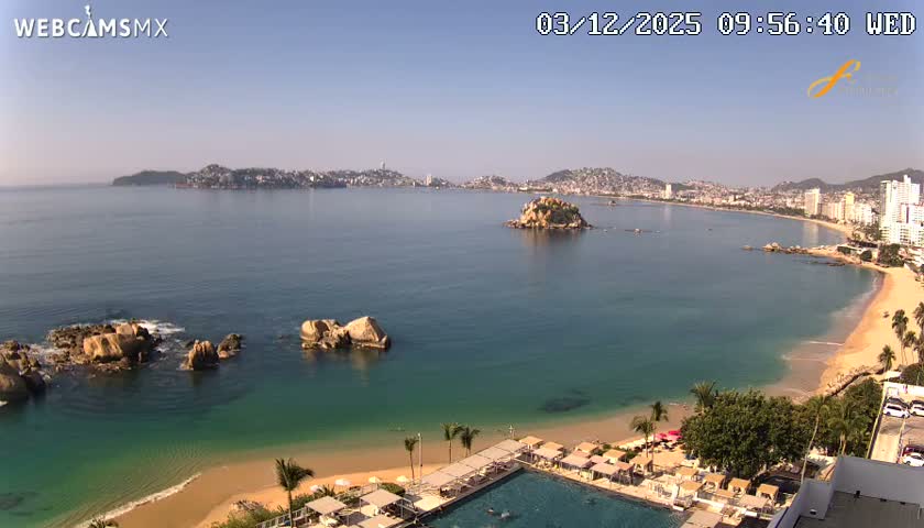 Acapulco,  Playa Condesa Beach Live Cam - Acapulco de Juarez, Guerrero, Mexico