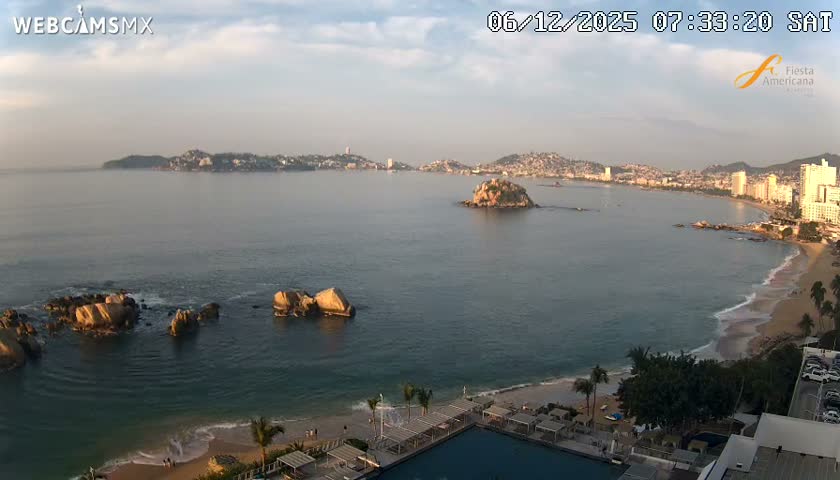 Acapulco,  Playa Condesa Beach Live Cam - Acapulco de Juarez, Guerrero, Mexico