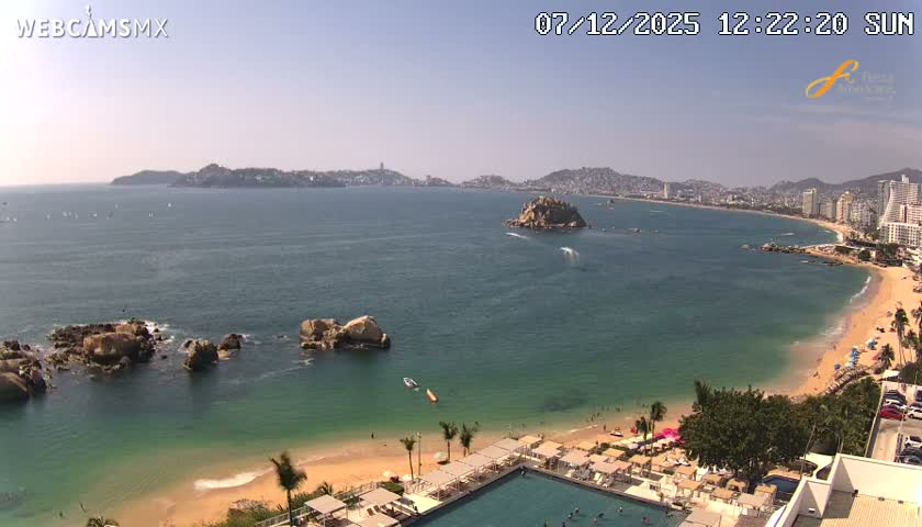 Acapulco,  Playa Condesa Beach Live Cam - Acapulco de Juarez, Guerrero, Mexico